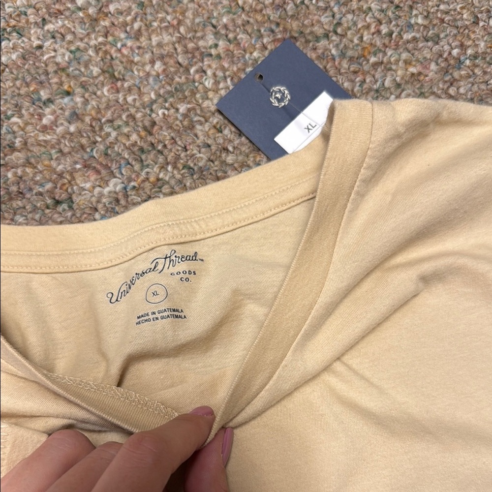 3 Universal Thread Short Sleeve Tees - Black, Pink, and Beige - Picture 5 of 7